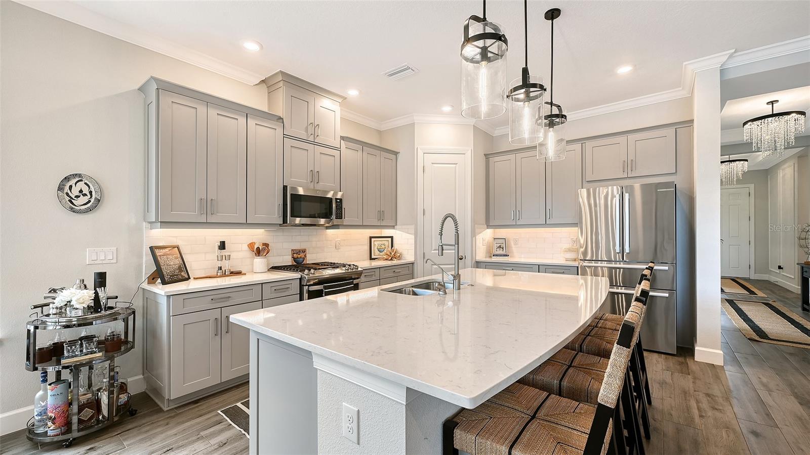 AZARIO ESPLANADE PH III SUBPH D - Residential