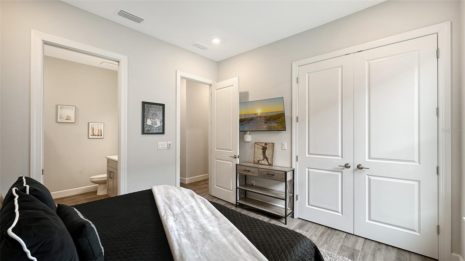 AZARIO ESPLANADE PH III SUBPH D - Residential