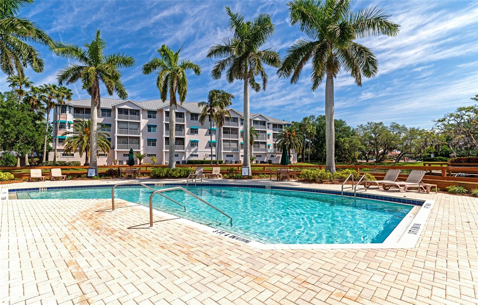 BAYPOINTE VISTA 1 - Residential