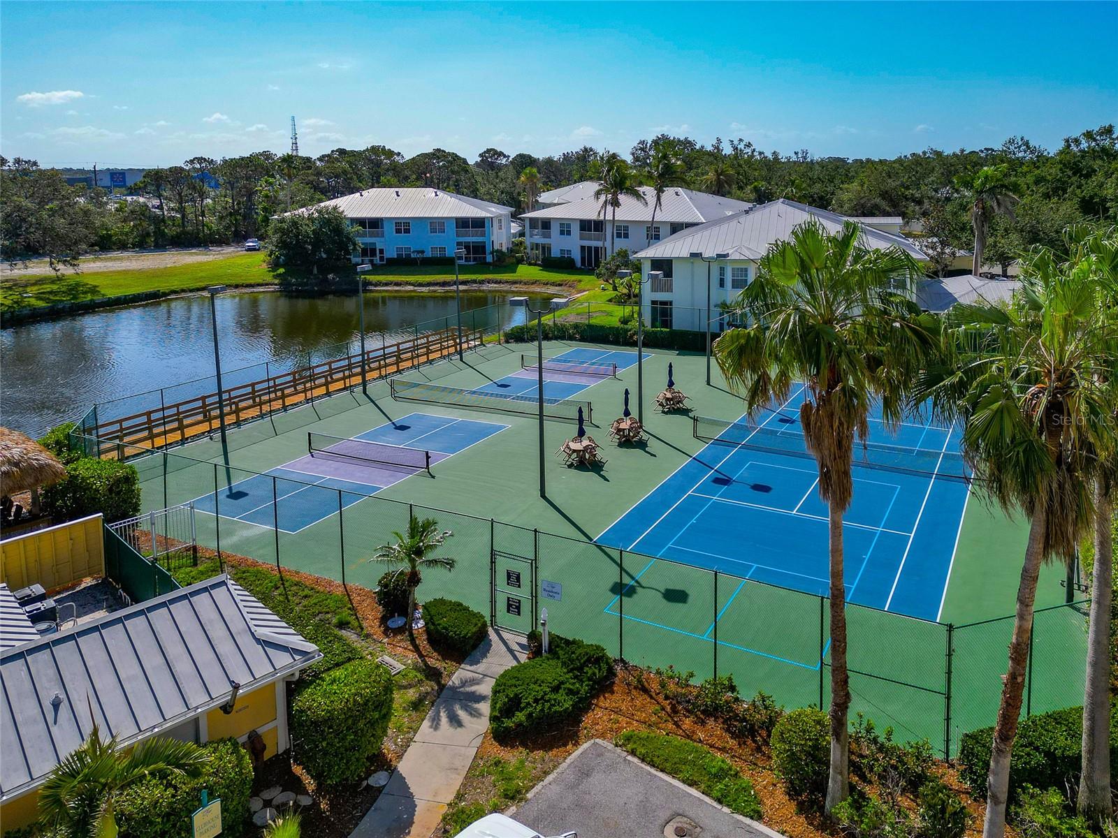 BAYPOINTE VISTA 1 - Residential