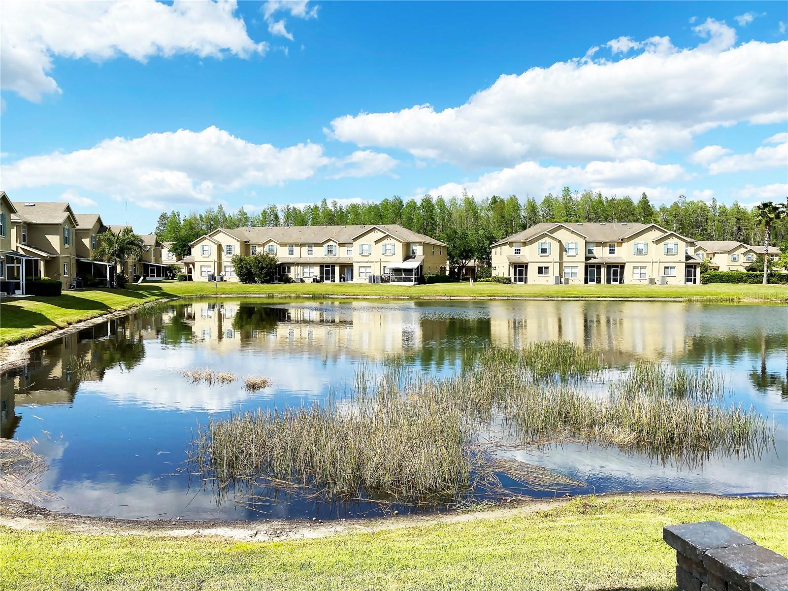 BALLANTRAE VILLAGE 01 - Residential
