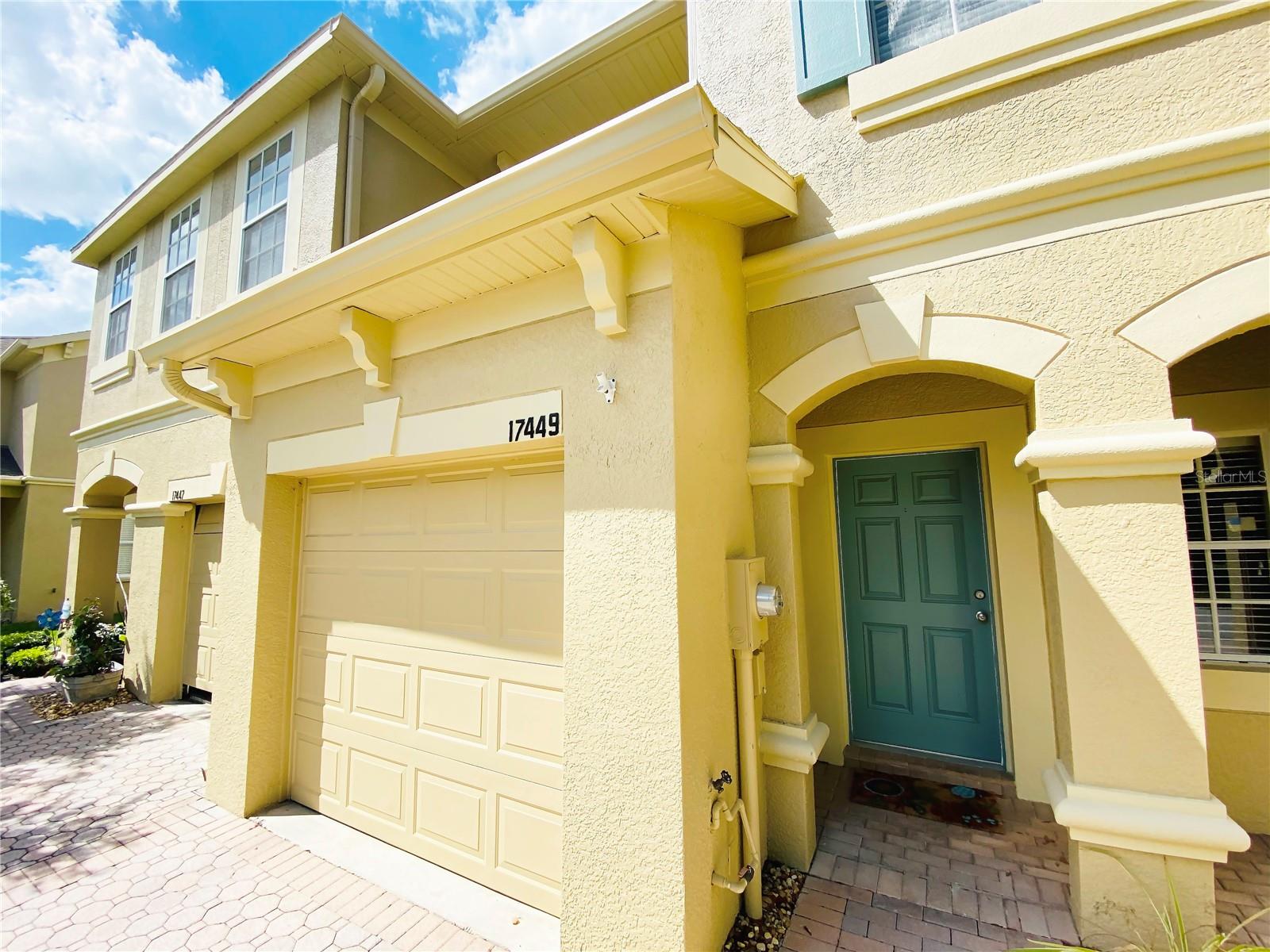 BALLANTRAE VILLAGE 01 - Residential