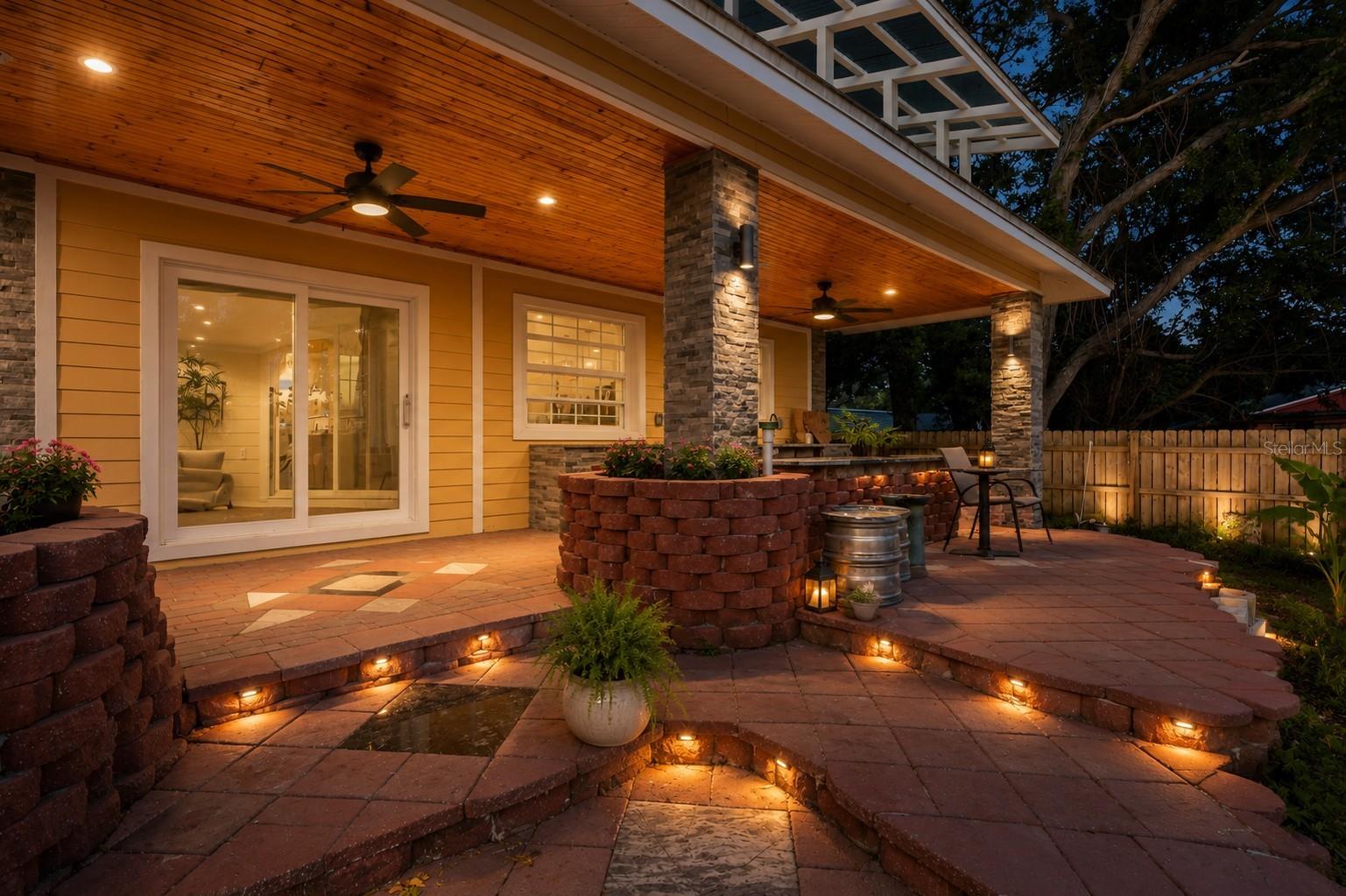 ALLANDALE - Residential