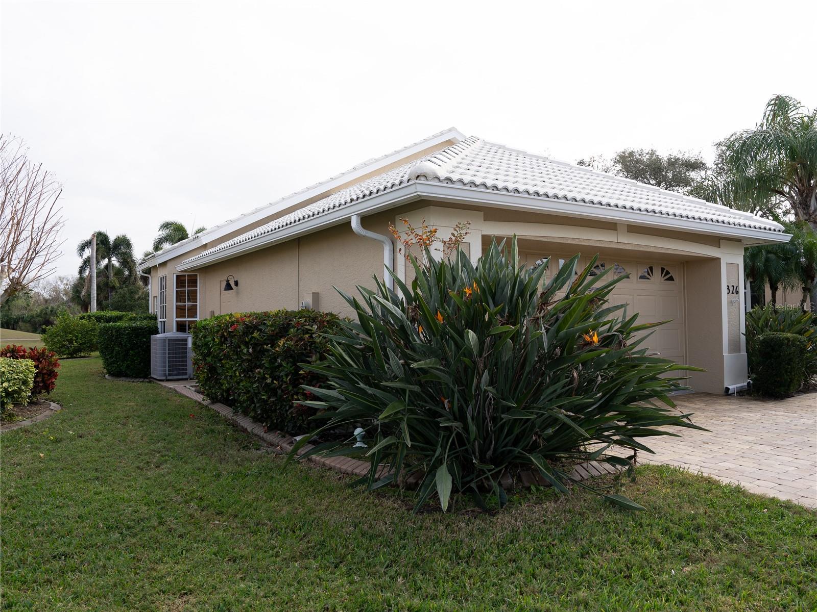 BERMUDA CLUB EAST AT PLANTATION - Residential