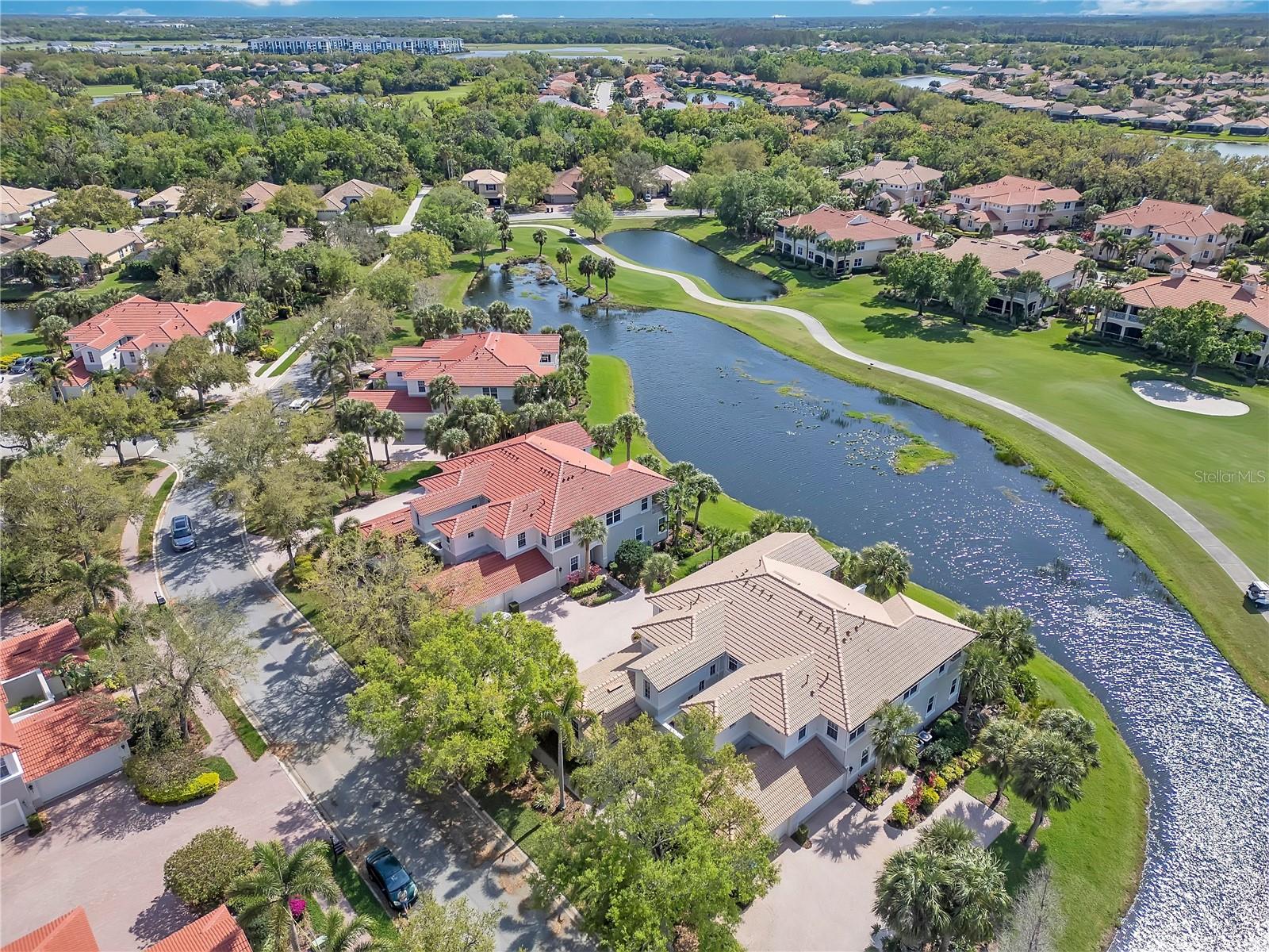 WATERLEFE GOLF AND RIVER CLUB THE WATCH - Residential