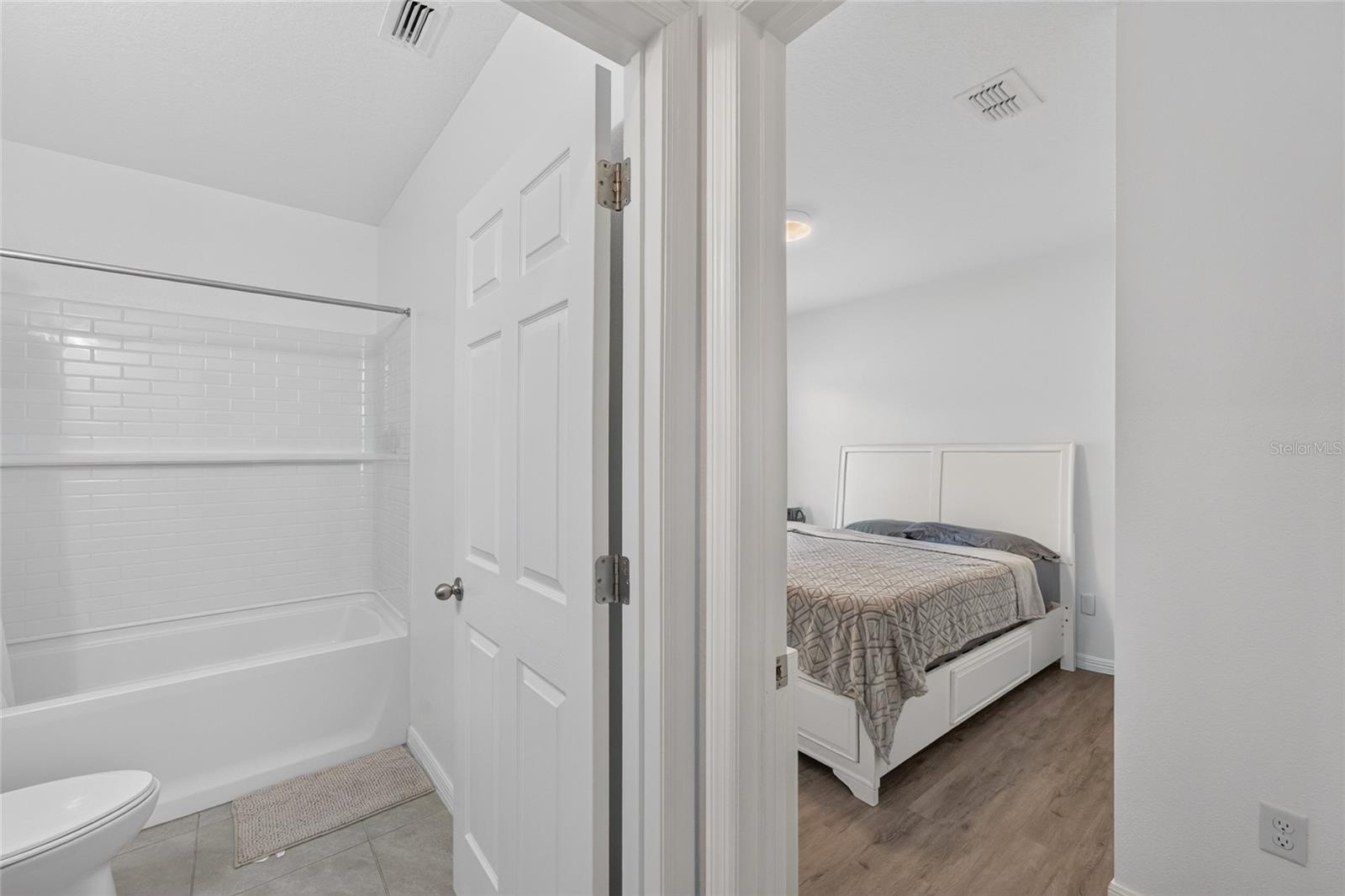 LINKS/CALUSA SPGS - Residential