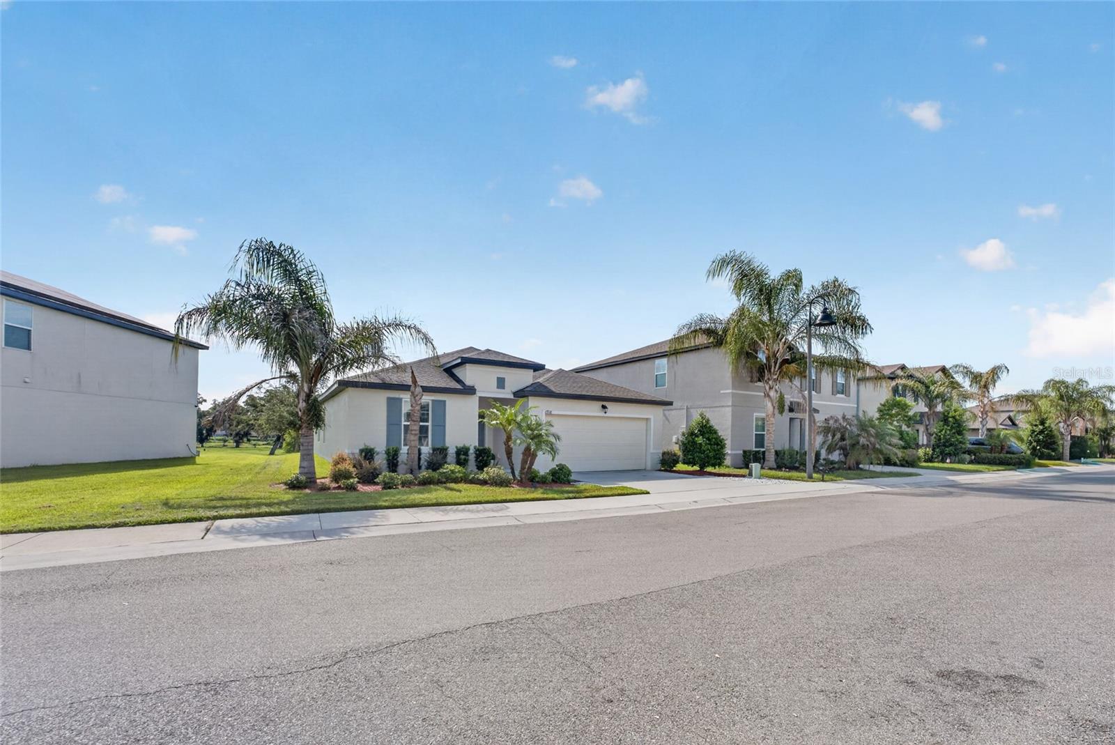 LINKS/CALUSA SPGS - Residential