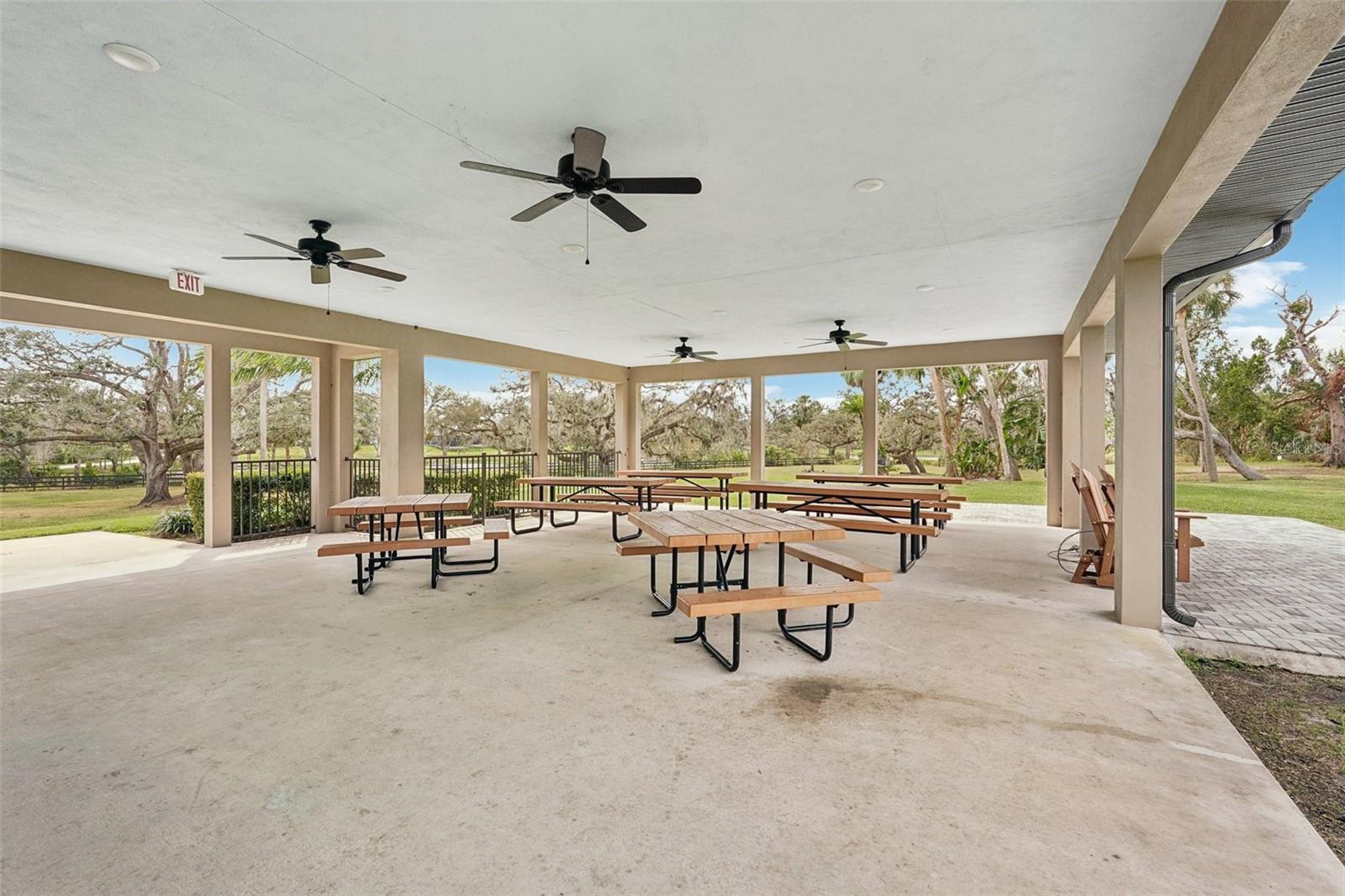 RIVERSIDE PRESERVE - Residential