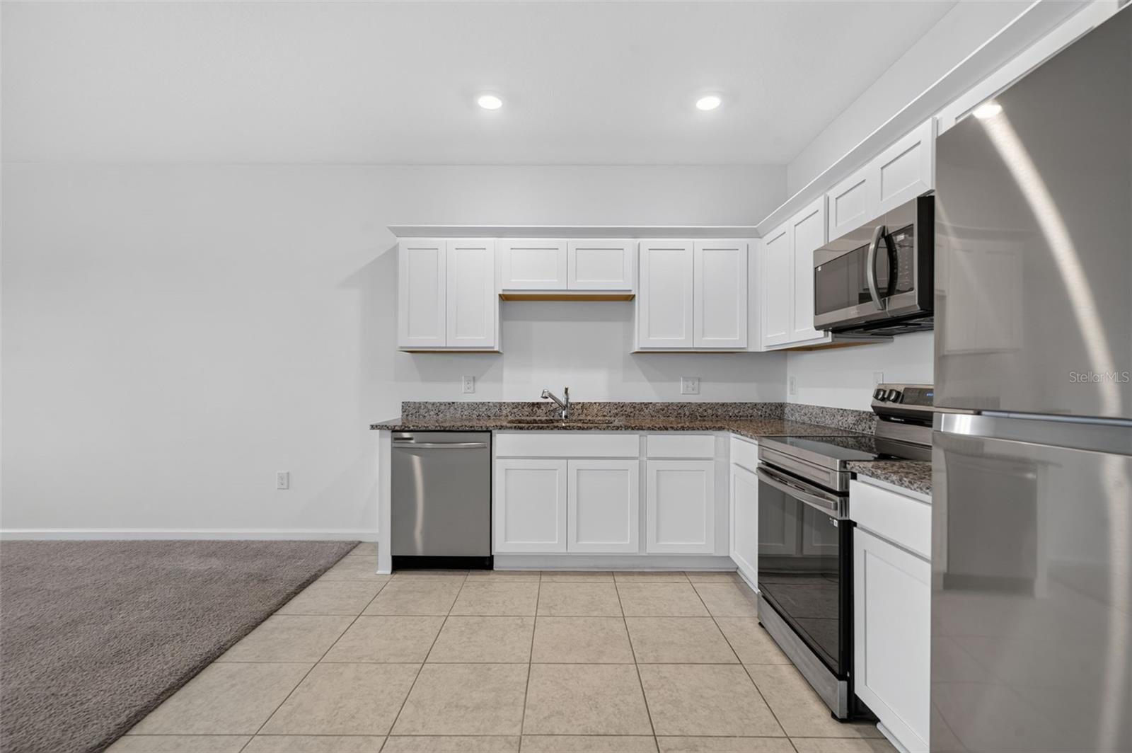 ASHFORD PLACE - Residential
