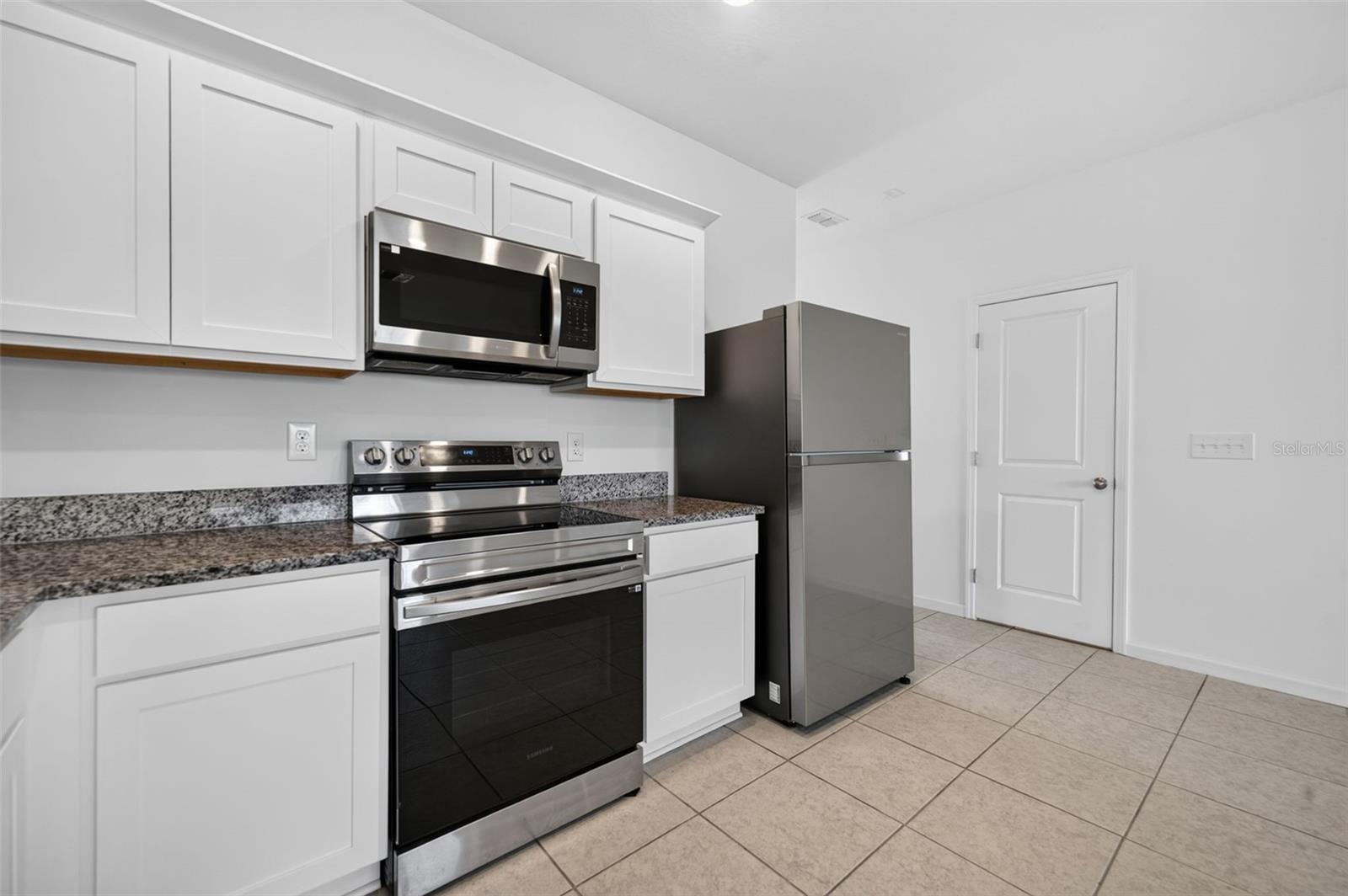 ASHFORD PLACE - Residential