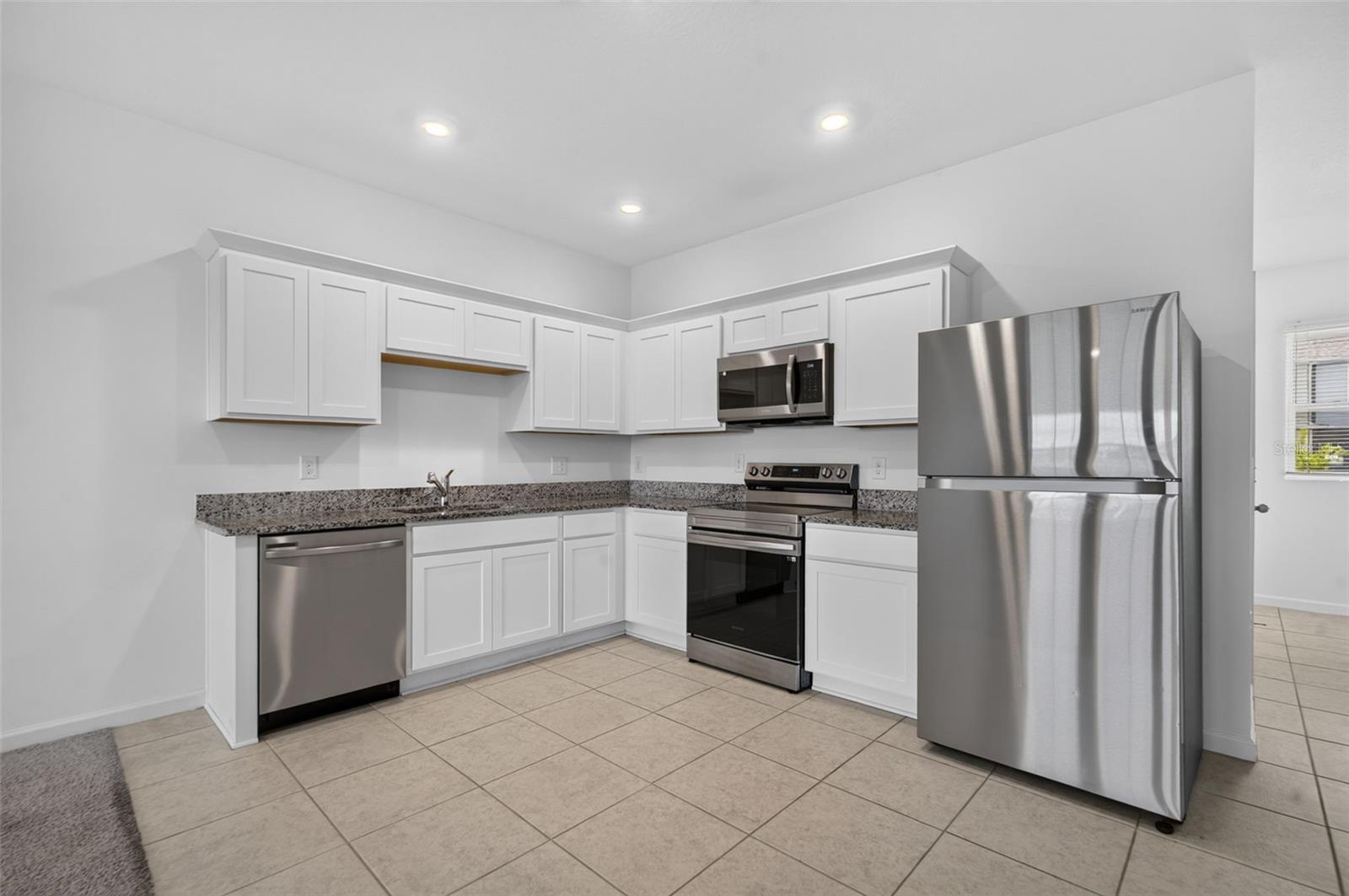ASHFORD PLACE - Residential