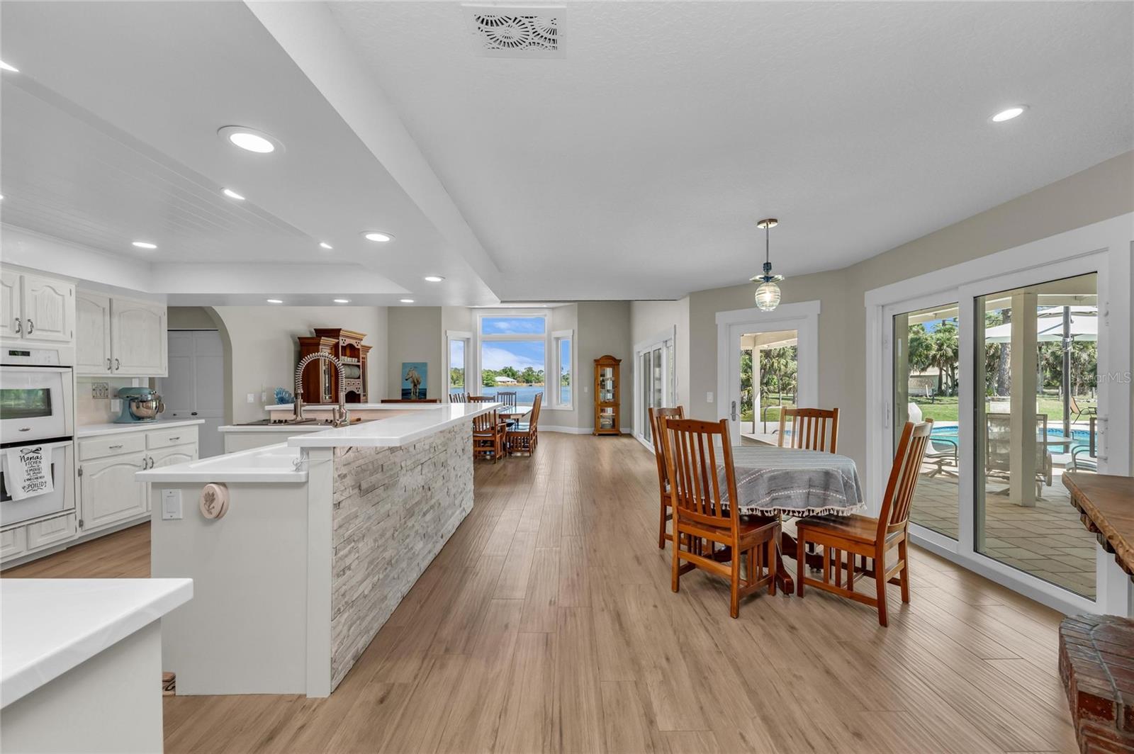 ENGLEWOOD FARM ACRES - Residential