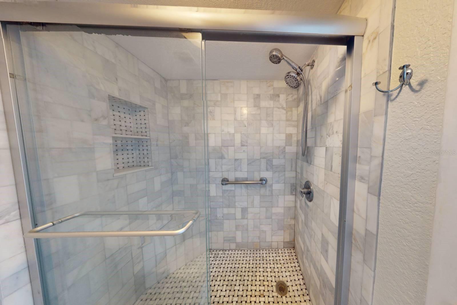 ISLAND INN CONDO - Residential