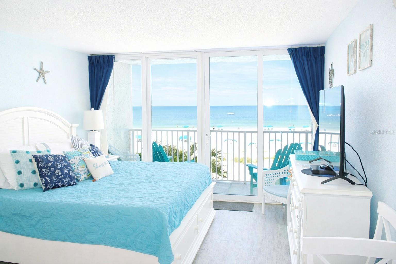 ISLAND INN CONDO - Residential