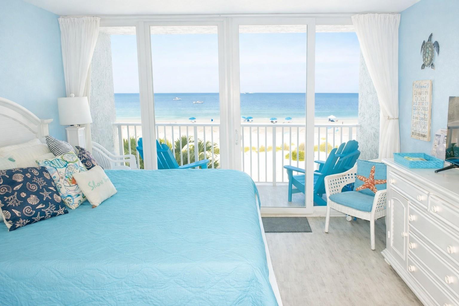 ISLAND INN CONDO - Residential