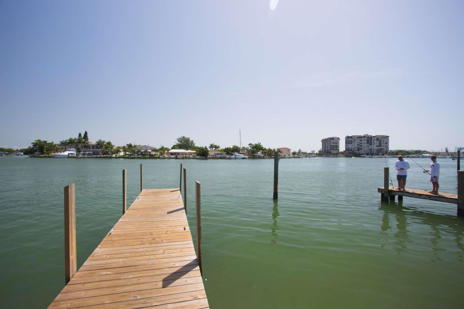 ISLAND INN CONDO - Residential