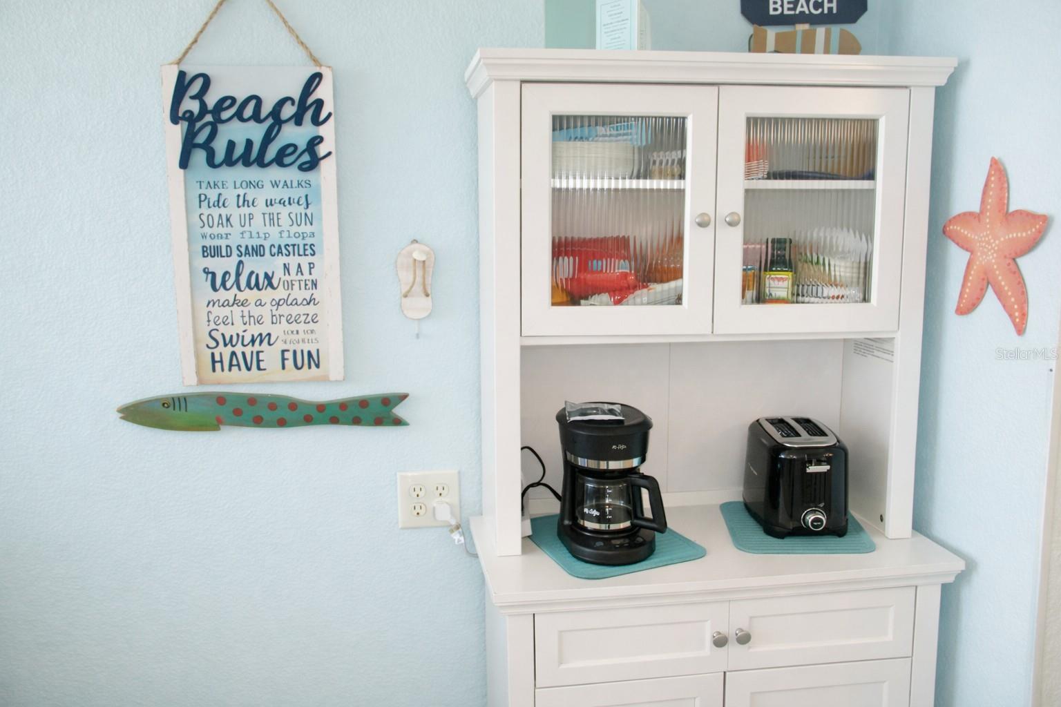 ISLAND INN CONDO - Residential