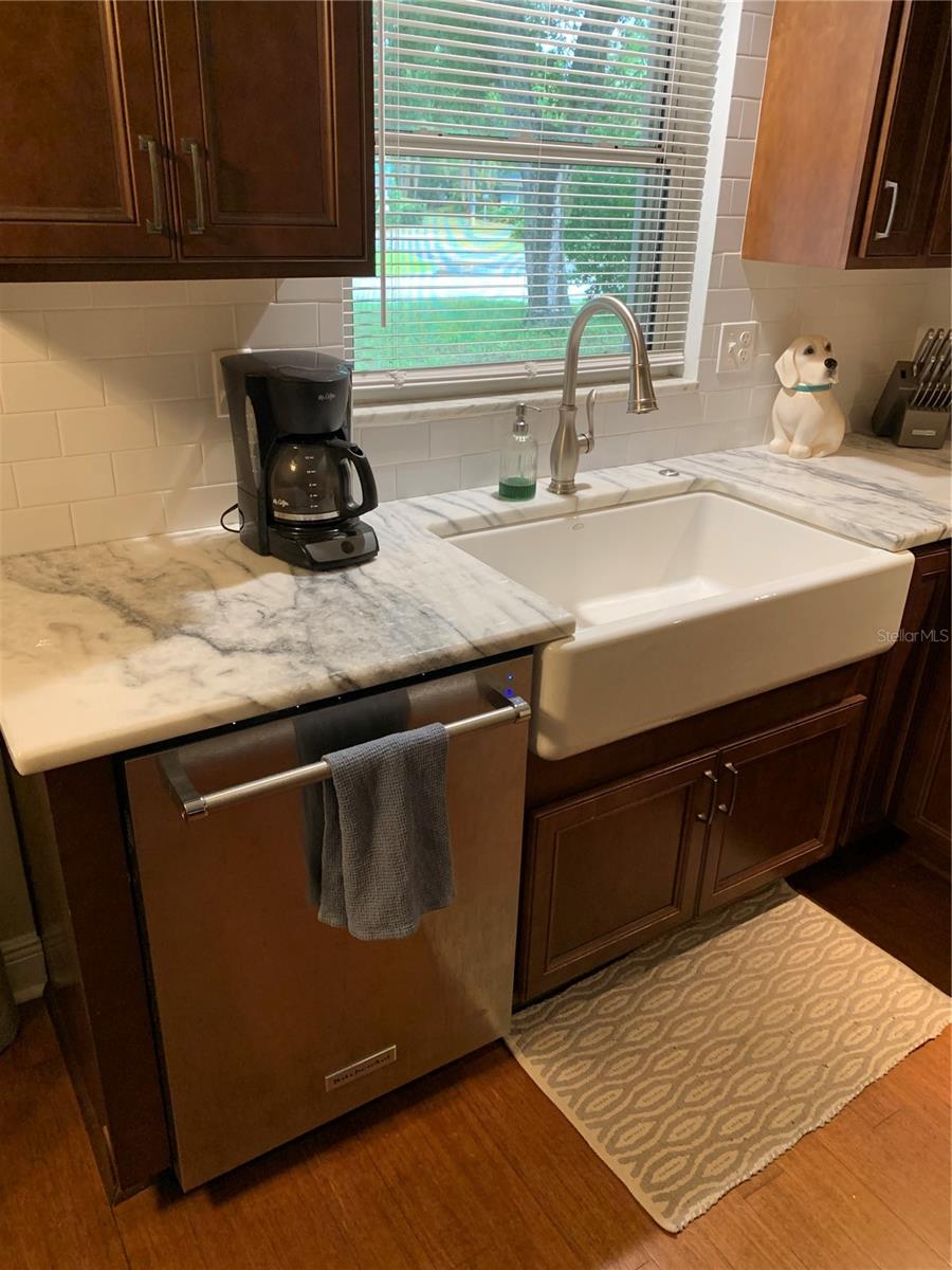 SUTHERLAND TOWN OF - Residential Lease