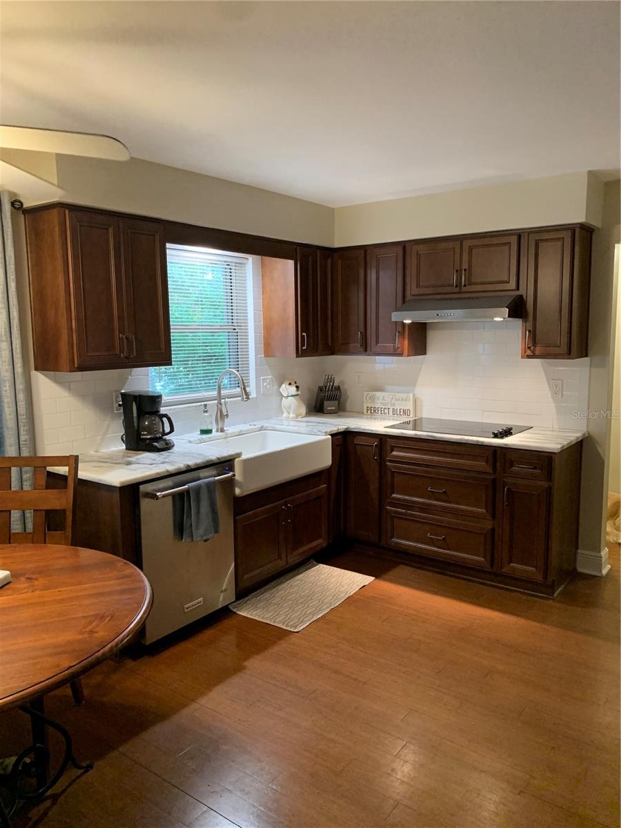 SUTHERLAND TOWN OF - Residential Lease