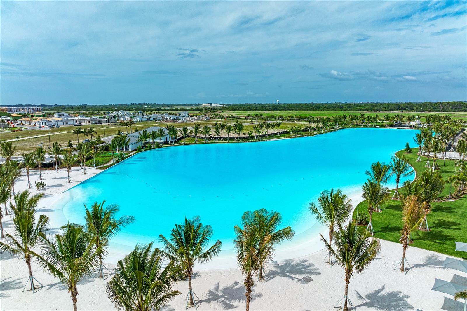 AQUA LAGOON TWNHMS - Residential