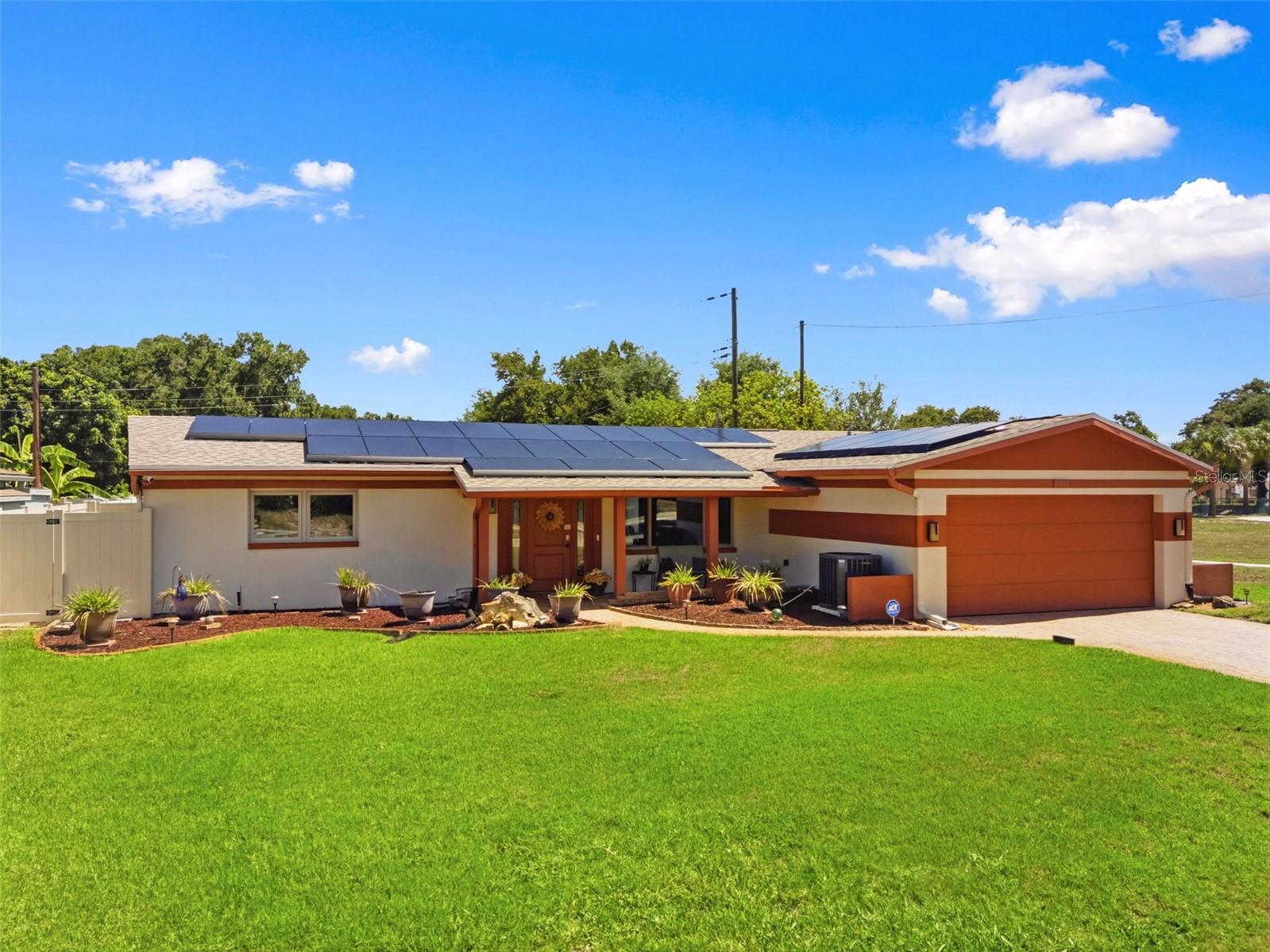 KENNETH CITY UNIT 10 1ST ADD - Residential
