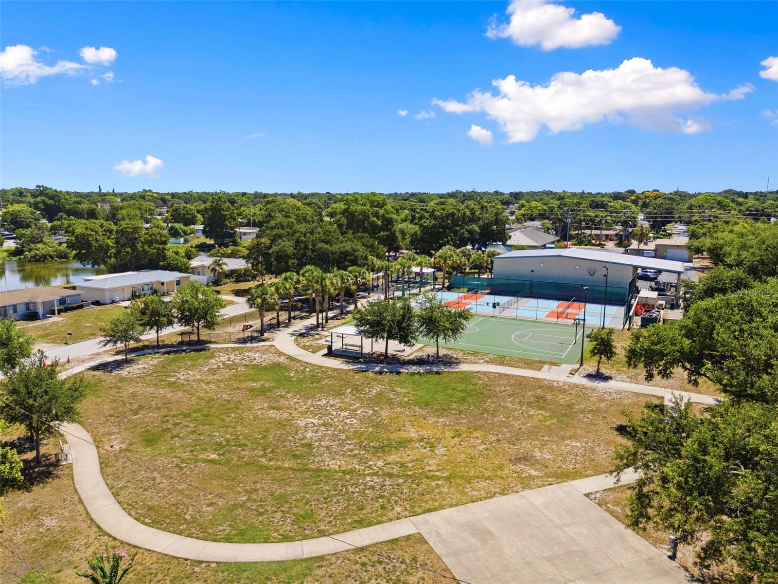 KENNETH CITY UNIT 10 1ST ADD - Residential