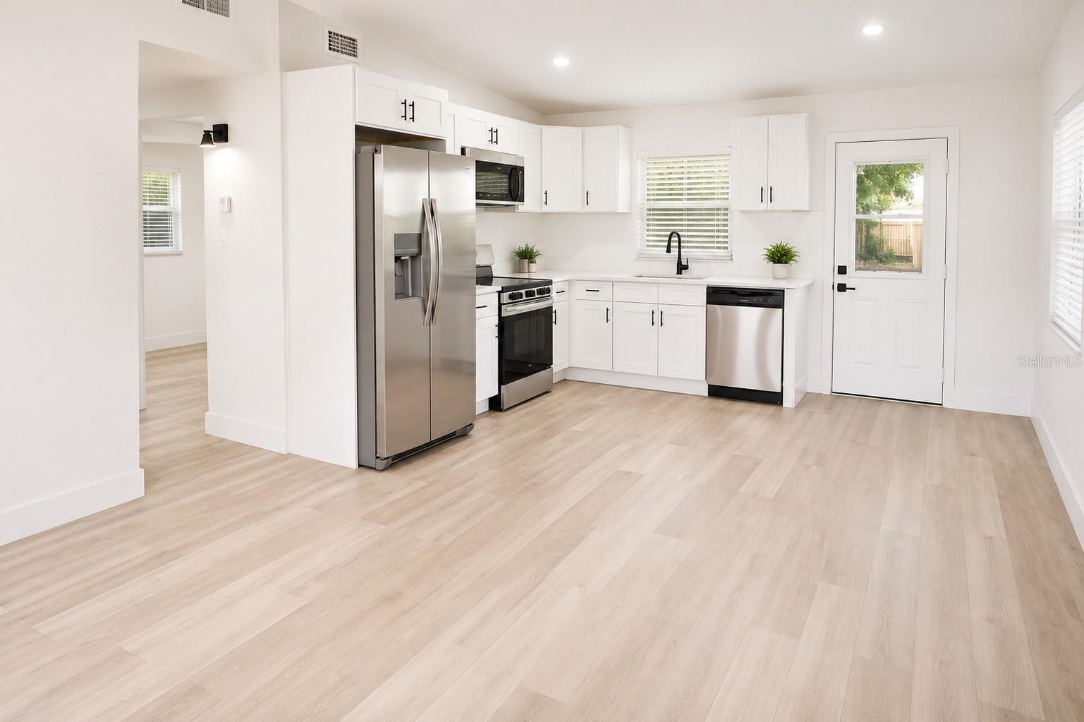 CRESTRIDGE 6TH ADD - Residential