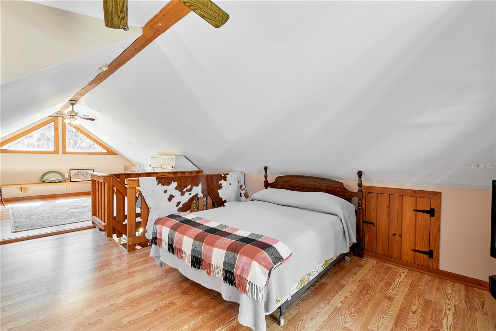 NE1/4 SE1/4 - Residential