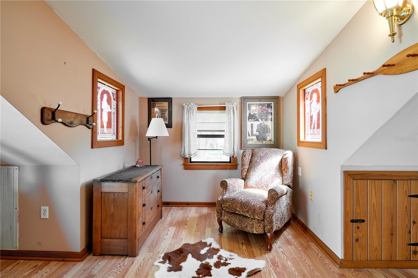NE1/4 SE1/4 - Residential