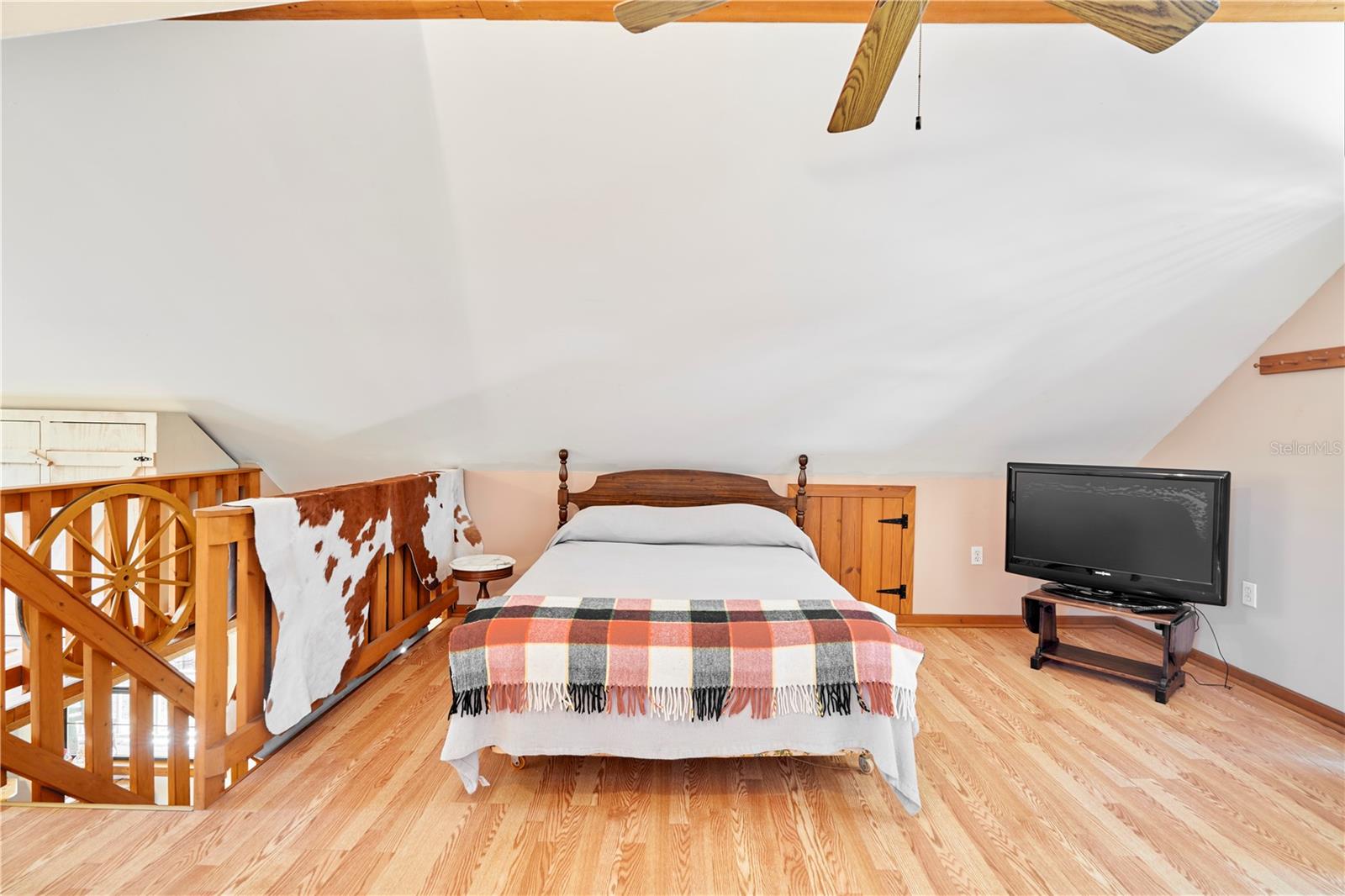 NE1/4 SE1/4 - Residential