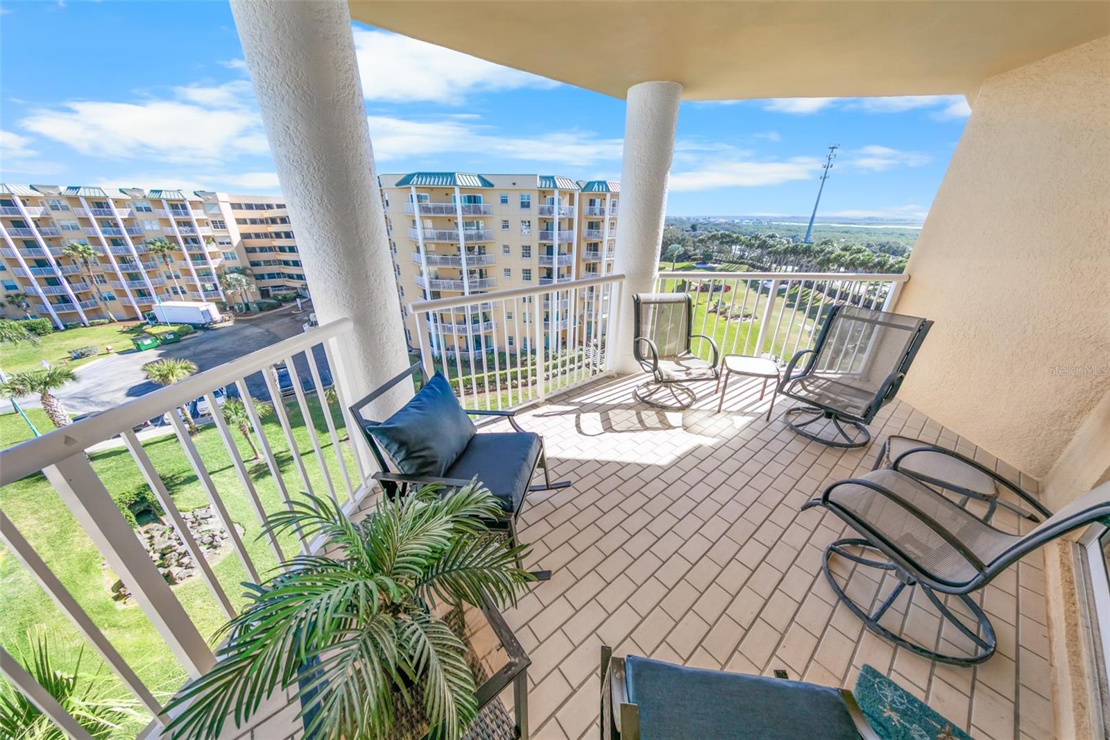 HARBOUR VILLAGE CONDO - Residential