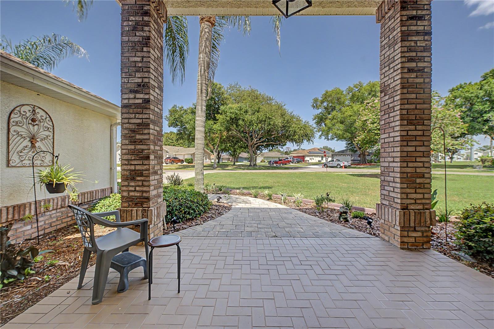 SILVER OAKS - Residential