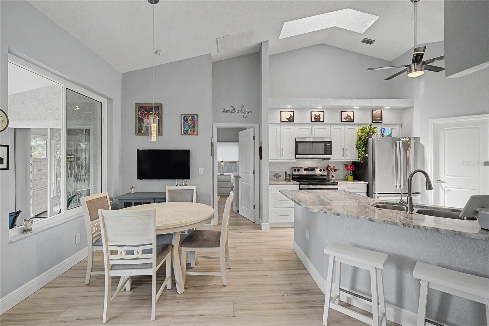 SILVER OAKS - Residential
