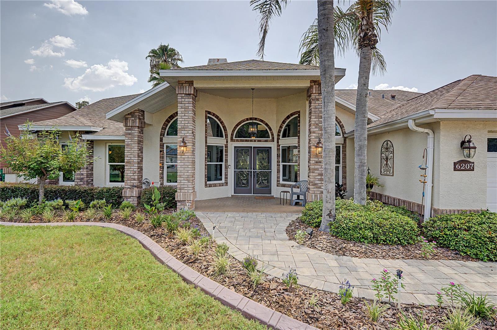SILVER OAKS - Residential