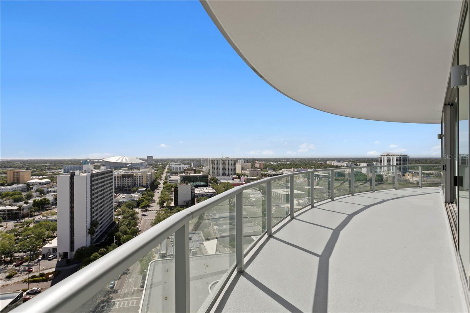 CONDO RESIDENCES AT 400 CENTRAL - Residential