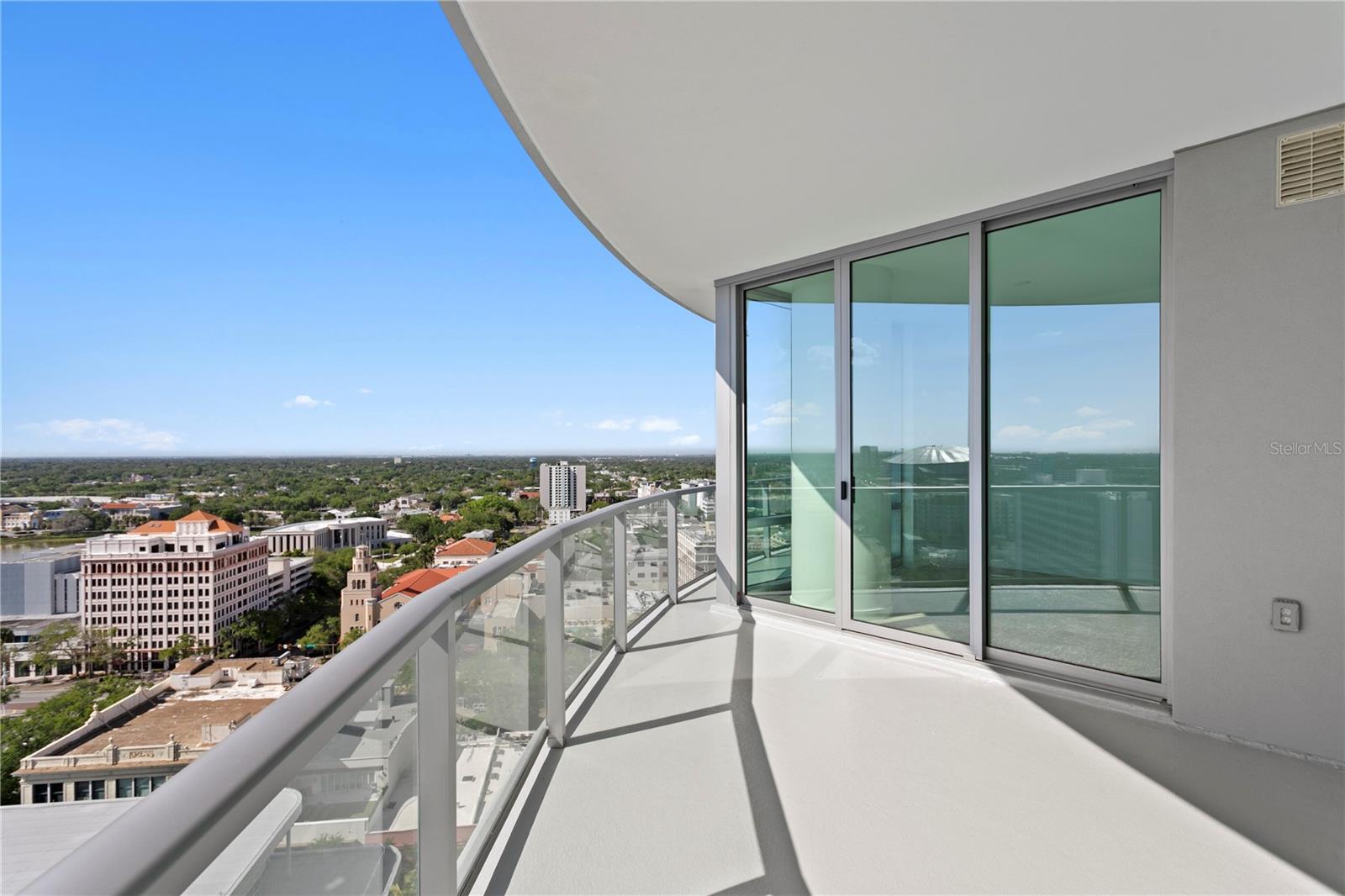 CONDO RESIDENCES AT 400 CENTRAL - Residential