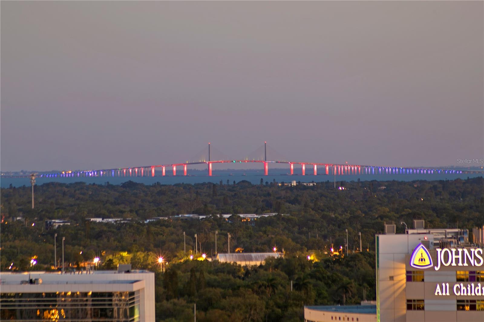 CONDO RESIDENCES AT 400 CENTRAL - Residential