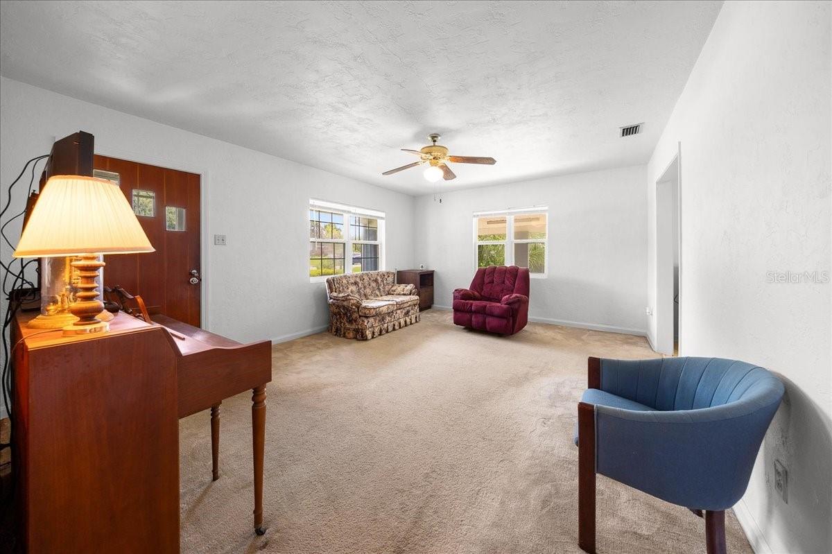WYOMINA CREST - Residential