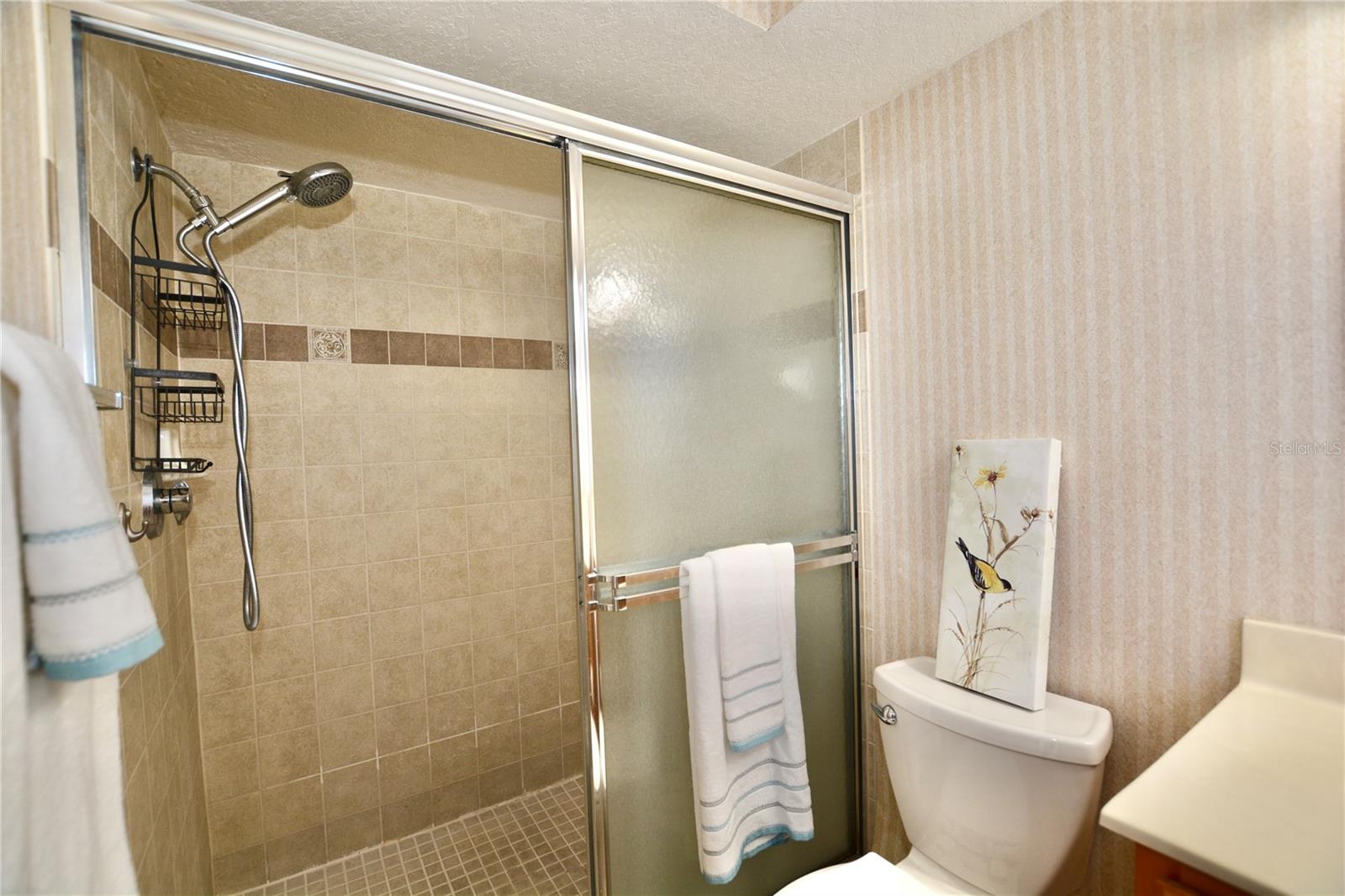 GOLFVIEW II CONDO - Residential Lease