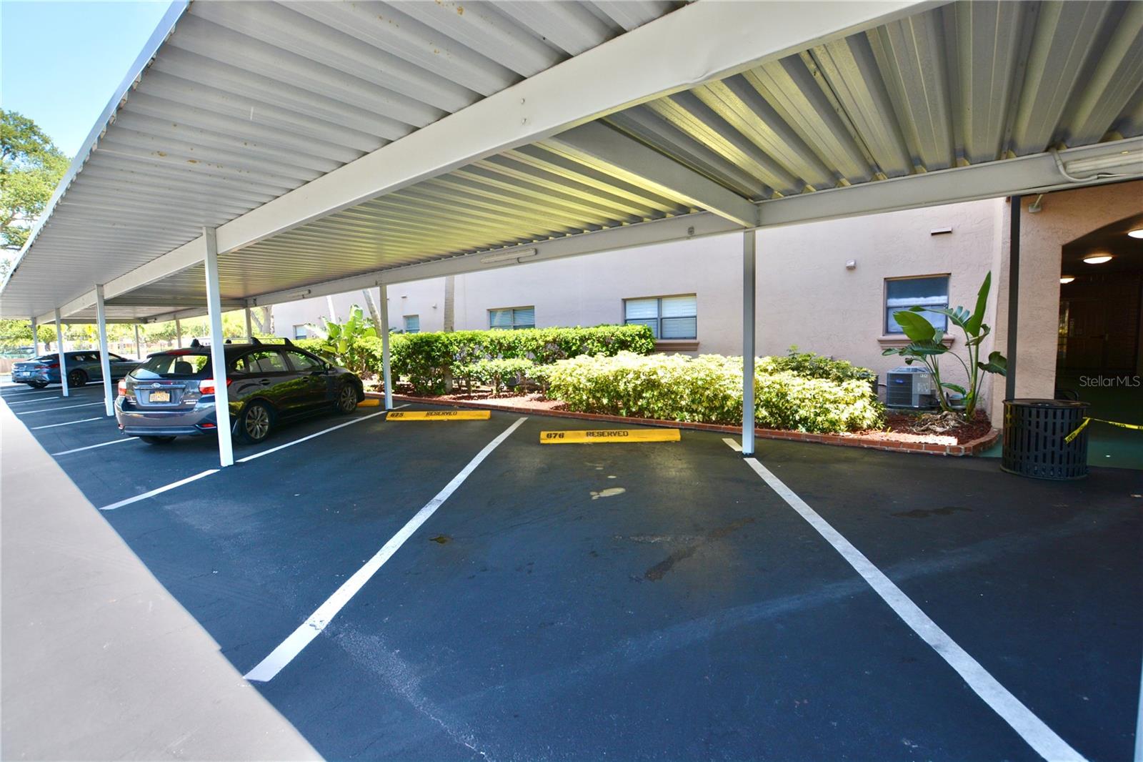 GOLFVIEW II CONDO - Residential Lease