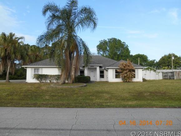5 Total Bedrooms & 4 Full Baths!  Main house has 4 bedrooms/3 baths.  The inlaw suite connected to main house with French glass doors, has 1 bedroom/1 bath, kitchen & living room.  Off the master bedroom is a den with outside entrance that can be used as office.  Lots of wide open space.  Separate laundry room.  Huge corner lot. Lots of storage space, kitchen pantry, hallways closets, his & her walk-in closets in the master bedroom.  Master Bath with double vanities, Jack & Jill bathroom with double vanities.  Perfect place for a large family or someone who desires lots of room! ;Water: City