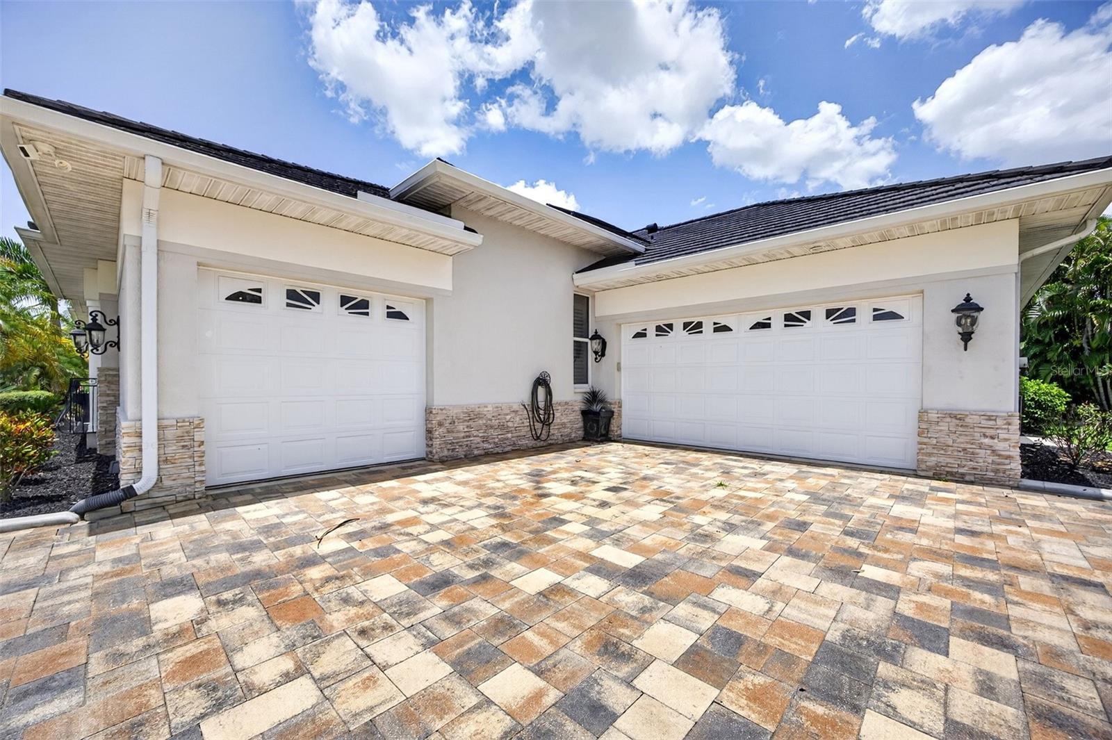 PUNTA GORDA ISLES SEC 14 - Residential