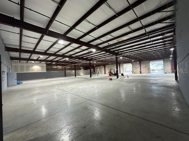 EDGEWATER NORTH COMMERCE PARK - Commercial Sale