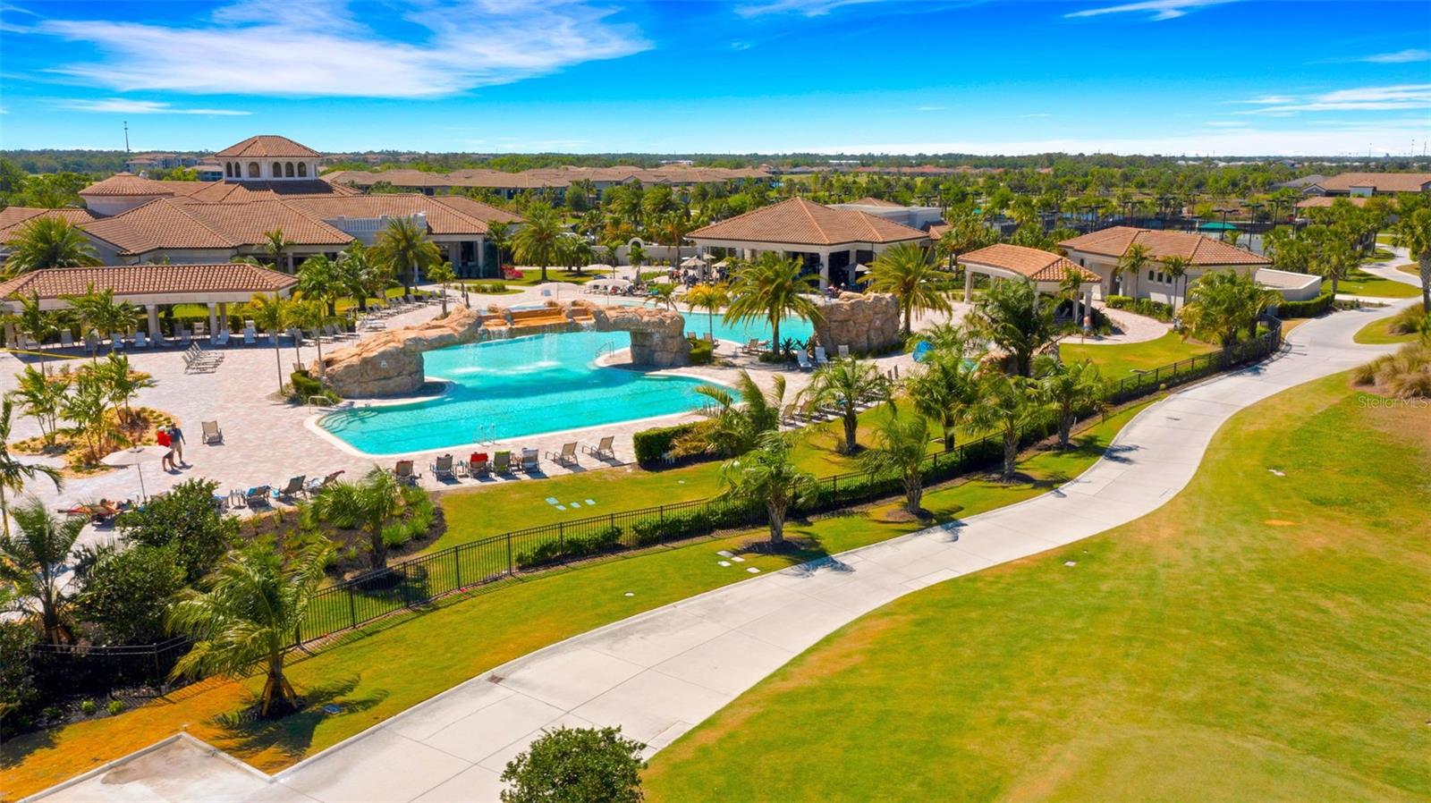 TERRACE IV AT LAKEWOOD NATIONAL PH I - Residential