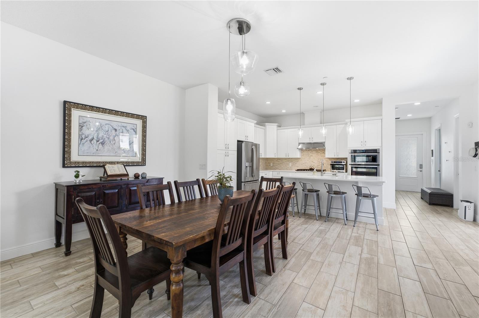 LAKESHORE PRESERVE - Residential