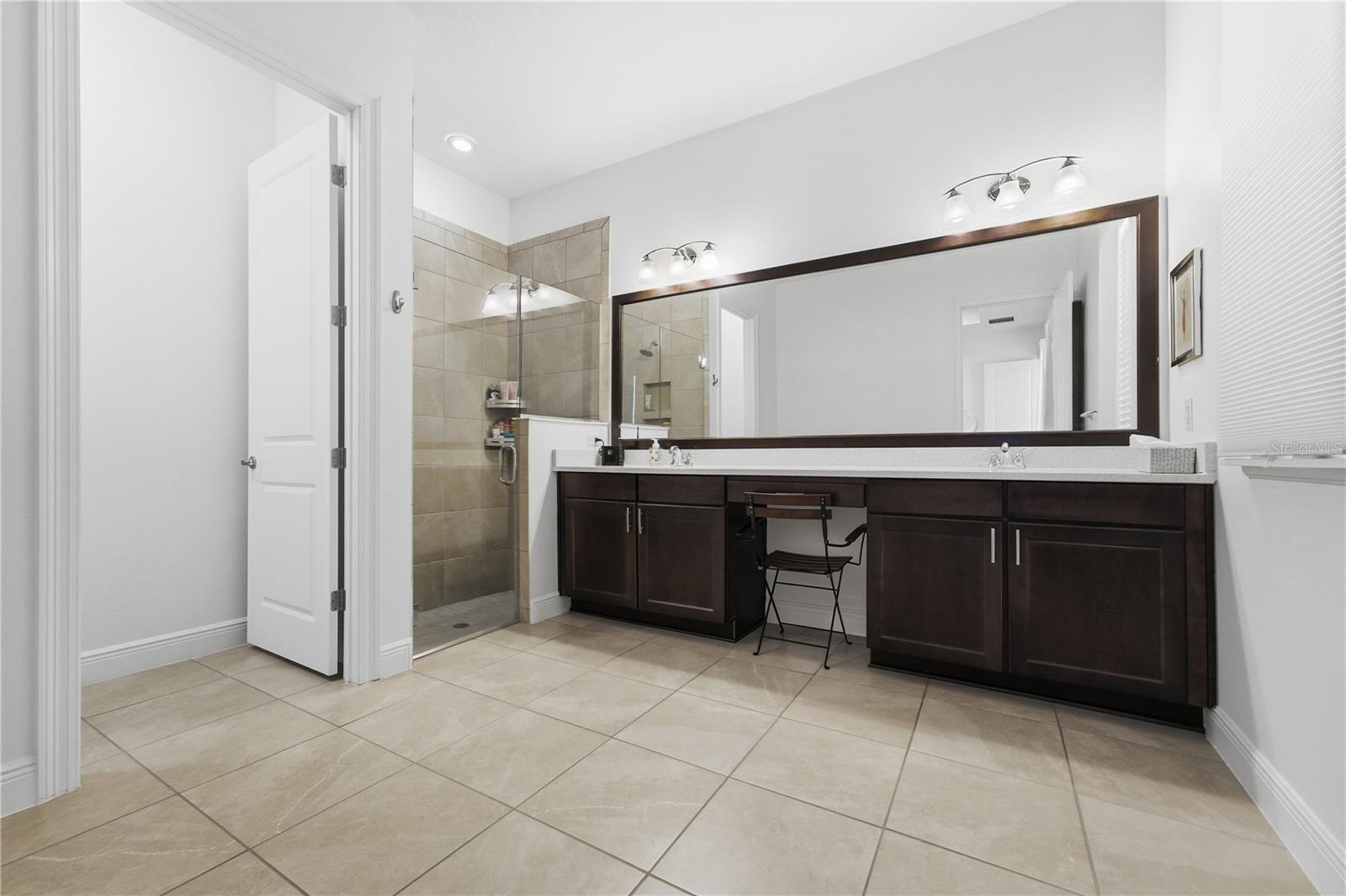 LAKESHORE PRESERVE - Residential