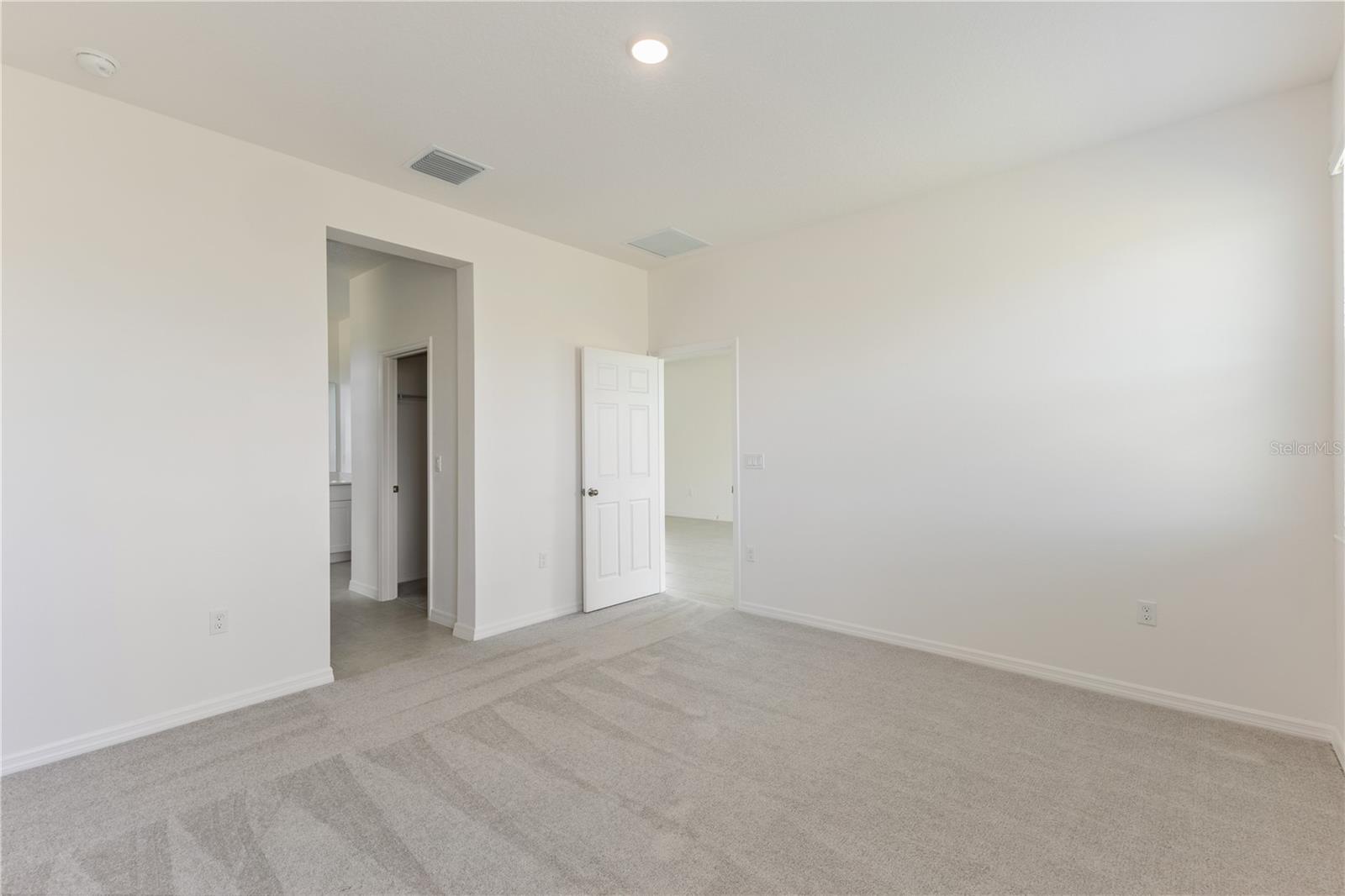 HIGHFIELD AT TWISTED OAKS - Residential