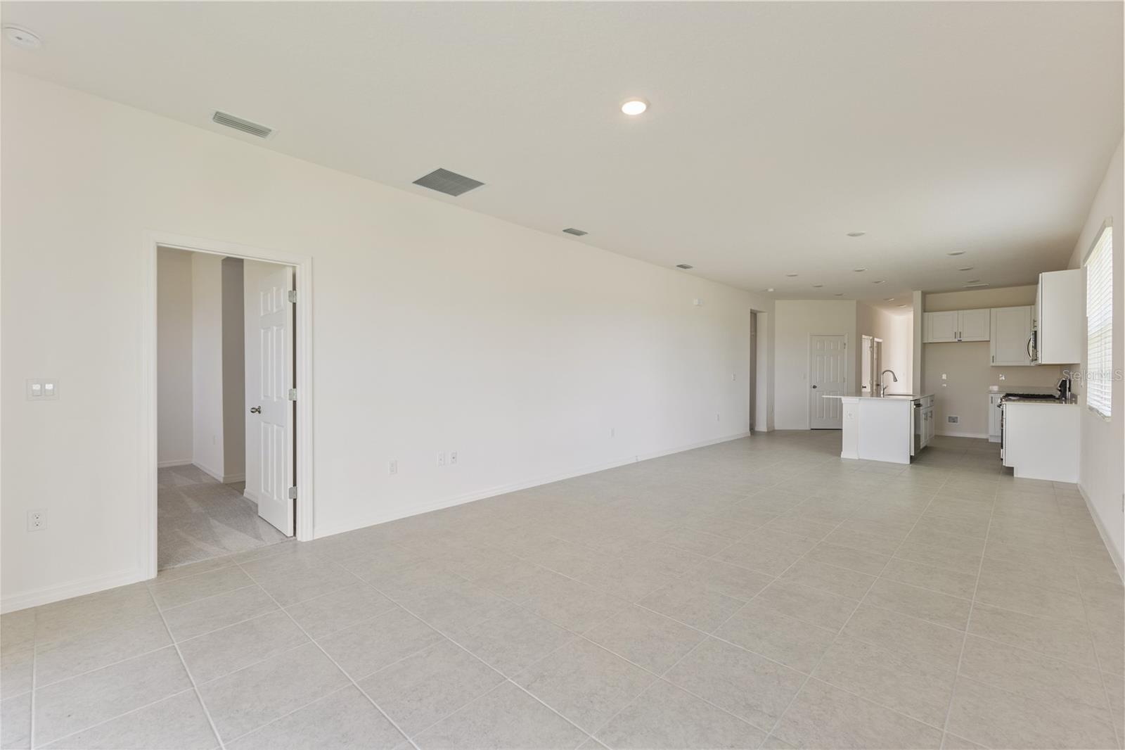 HIGHFIELD AT TWISTED OAKS - Residential
