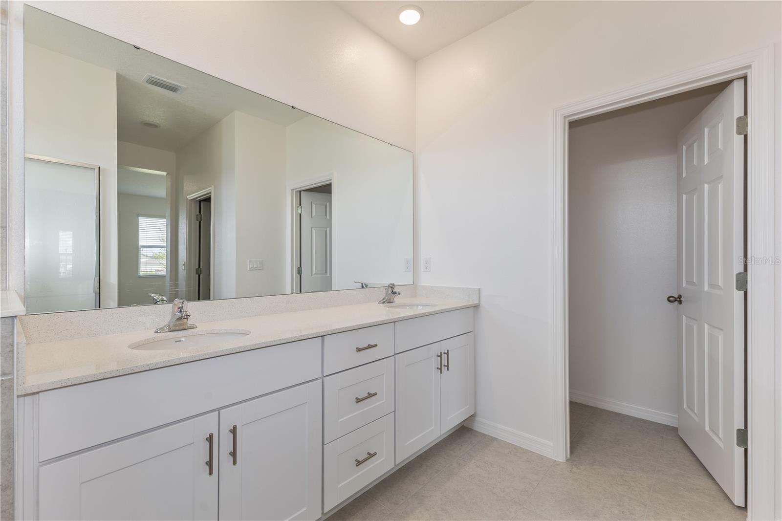 HIGHFIELD AT TWISTED OAKS - Residential