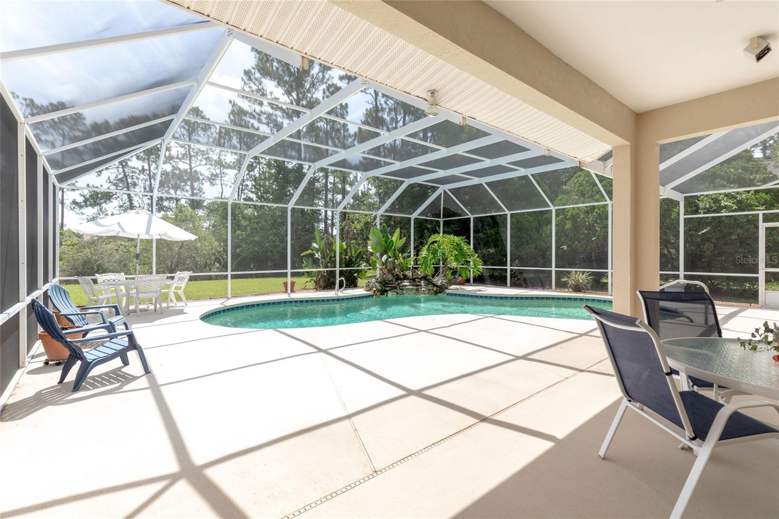 PINE LAKES - Residential